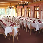 게스트하우스 Josefova Bouda -resort Svaty Frantisek 4*